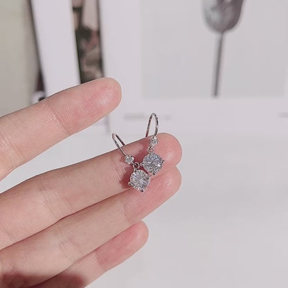Elara Earrings